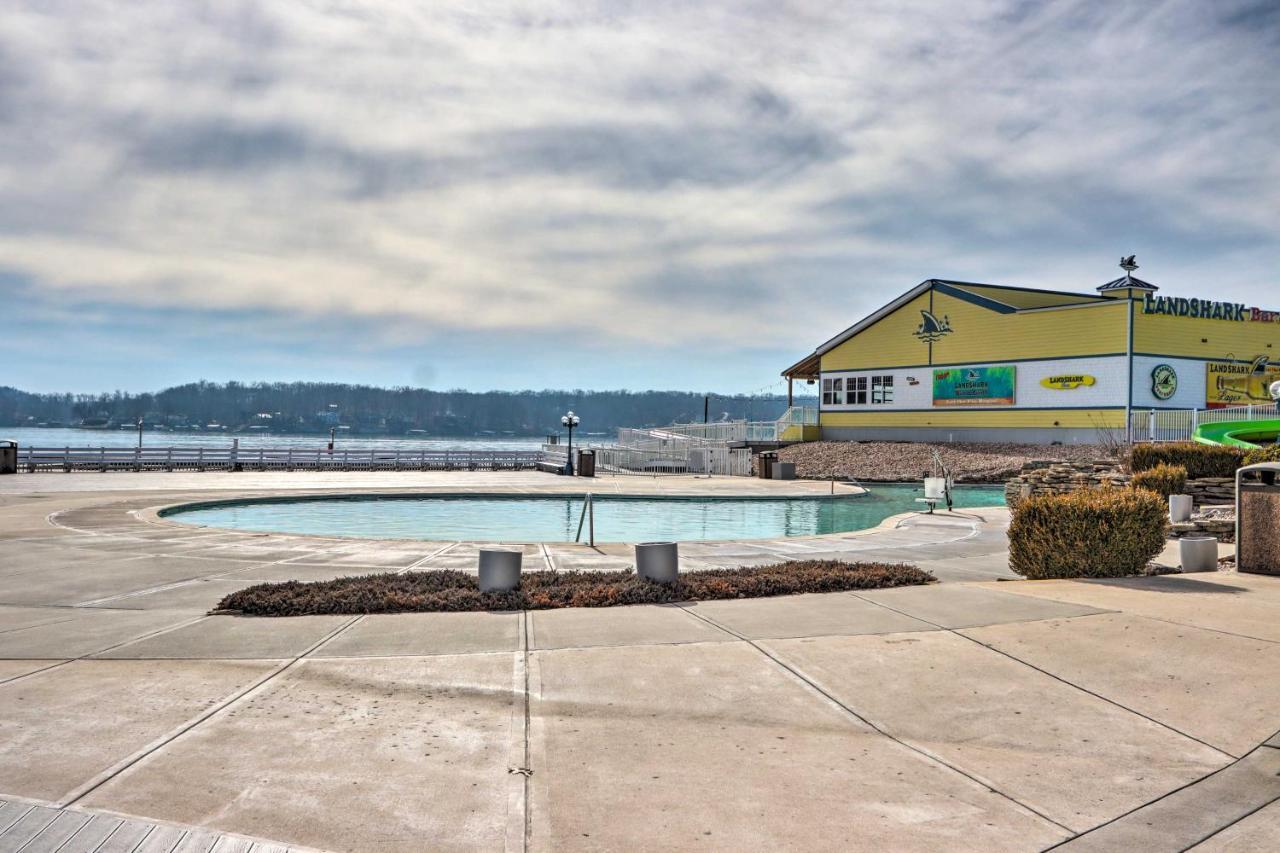 Hot Tub And Fire Pit Margaritaville Home! Osage Beach Eksteriør bilde
