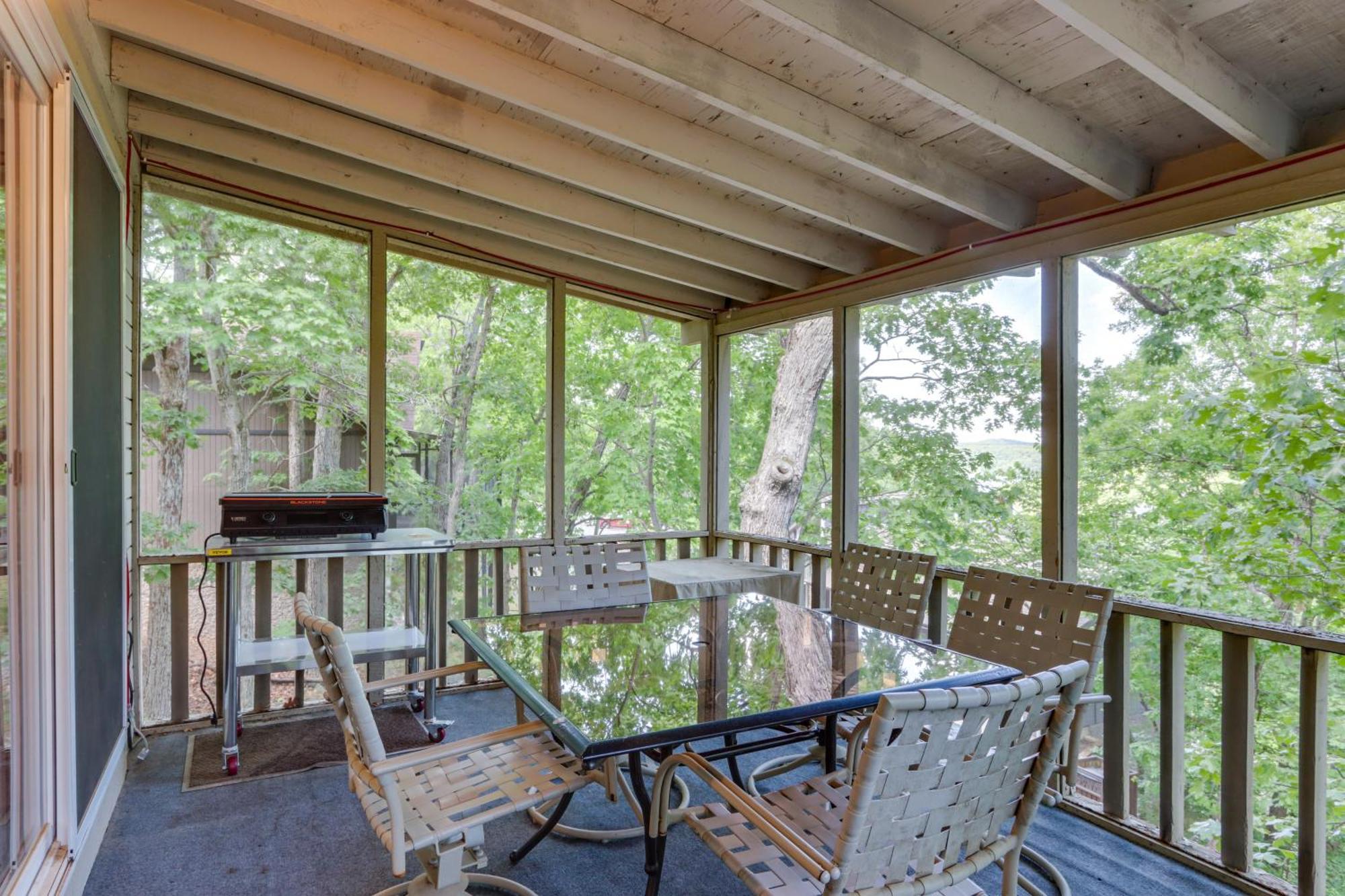 Hot Tub And Fire Pit Margaritaville Home! Osage Beach Eksteriør bilde